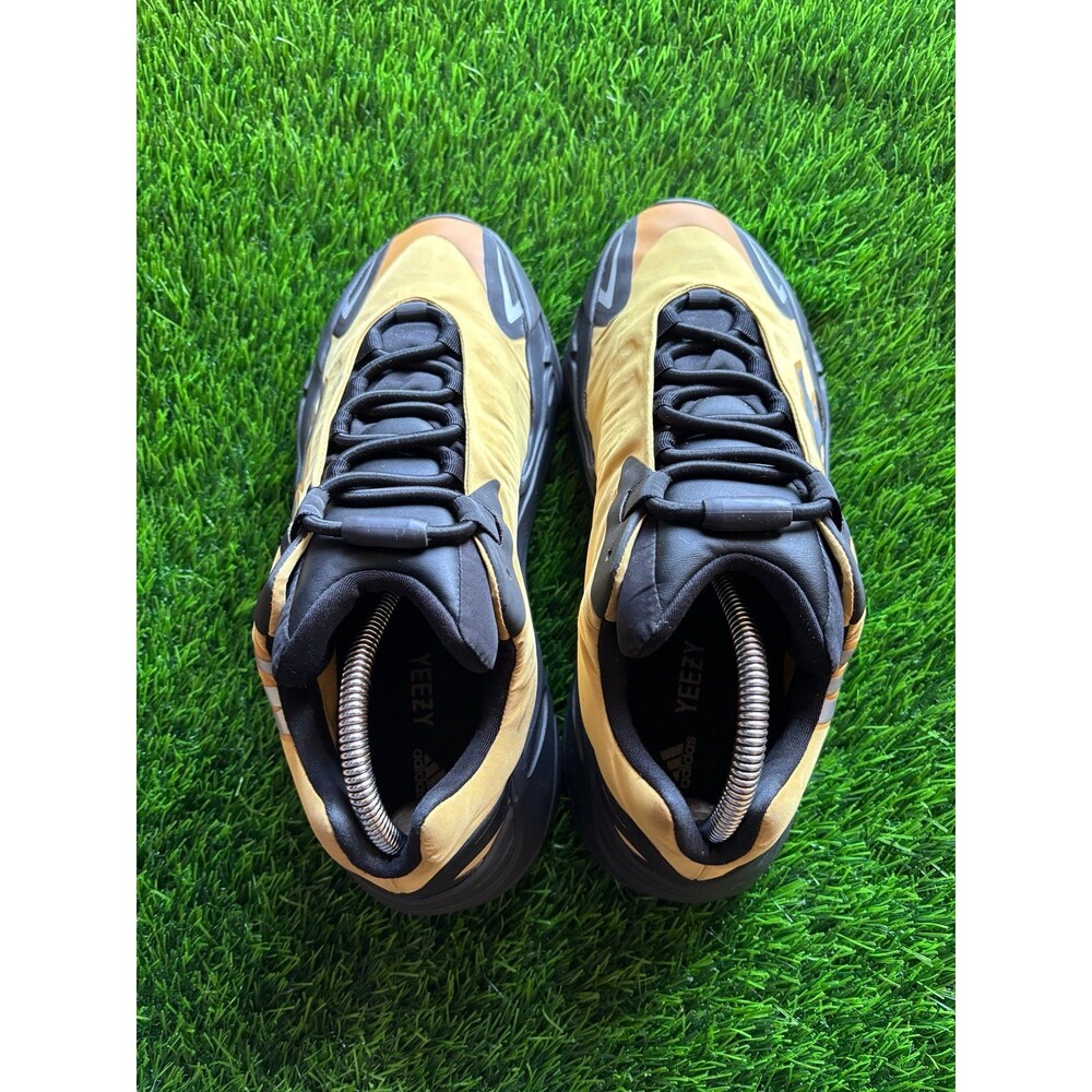 Adidas Yeezy Boost 700 MNVN Yellow Black Sneakers sz 9
